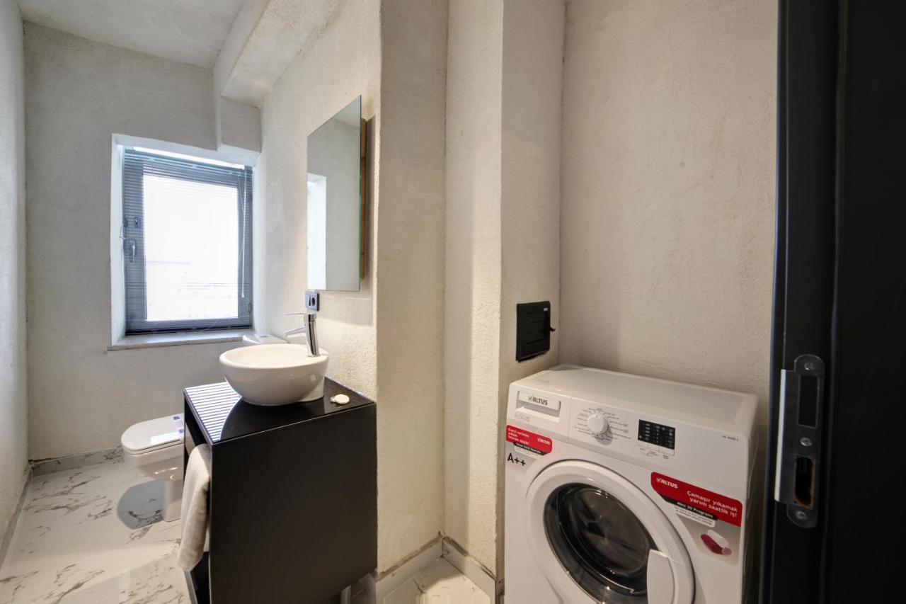 Taksim Seya Suites Hotel Истанбул Екстериор снимка
